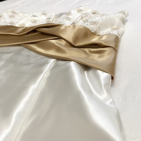JESSICA MCCLINTOCK FOR GUNNE SAX WHITE GOLD SATIN STRAPLESS BRIDAL PROM DRESS - Picture 6 of 9
